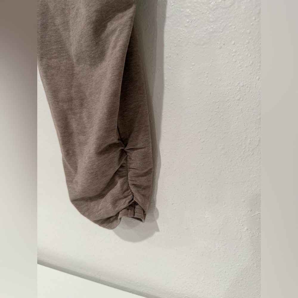 Pact Women's Taupe Organic Cotton Jogger Pants size M - Picture 5 of 8